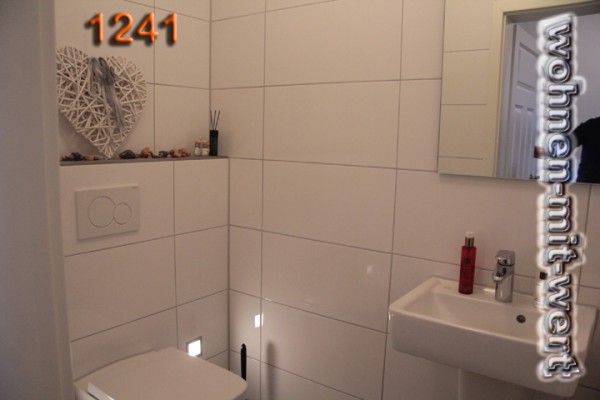 1241-wc