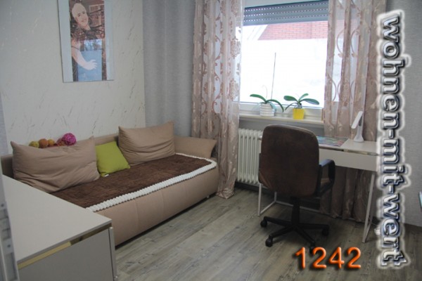 1242-schlafen-01