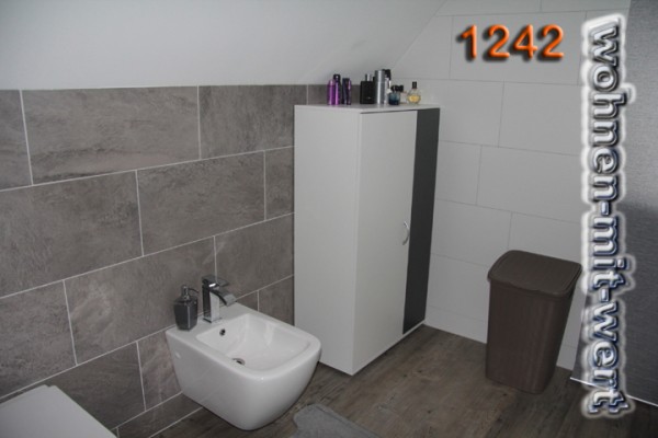 1242-bad-02