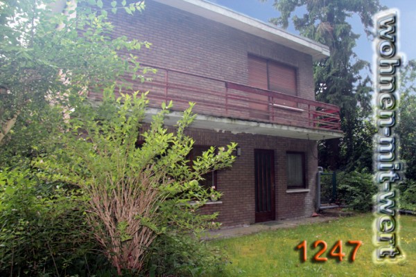 1247-back